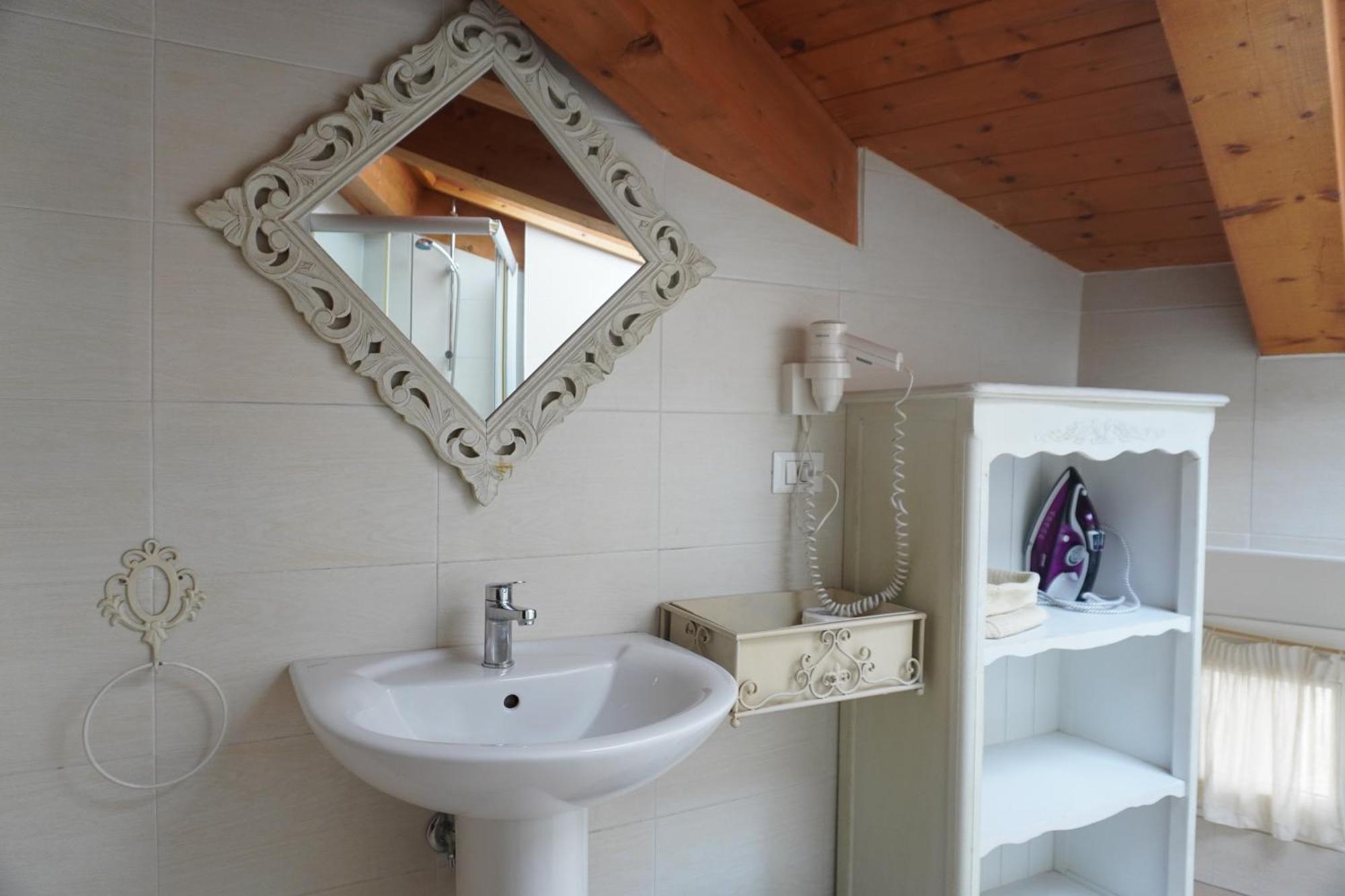 Trauner Rooms Collection ตรีเอสเต ภายนอก รูปภาพ