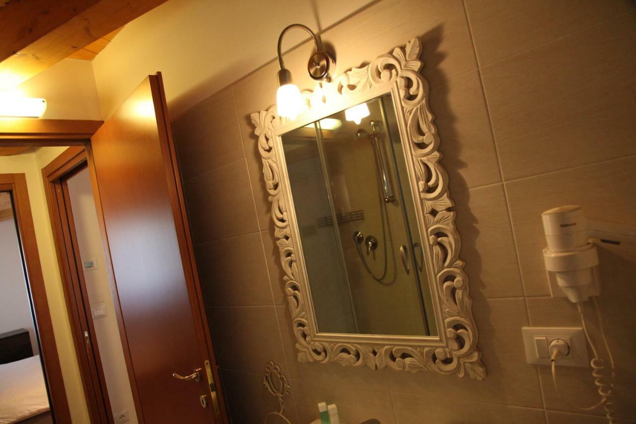 Trauner Rooms Collection ตรีเอสเต ภายนอก รูปภาพ